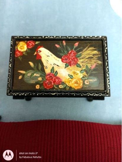 Picture of Dollhouse rooster table Black