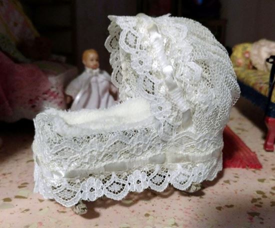 Picture of Dollhouse Baby Cradle