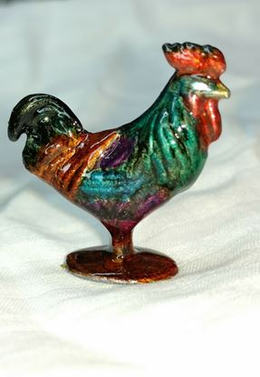 Miniature Dollhouse Chrysnbon Rooster and Hen Dish Pink 