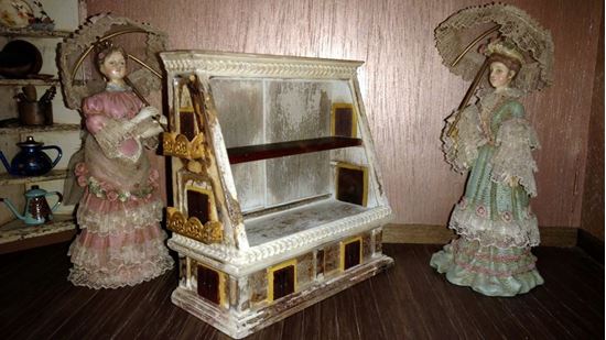 Picture of Dollhouse Display Cabinet