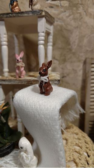 Picture of Dollhouse Metal Miniature Antiqued Brown Bunny