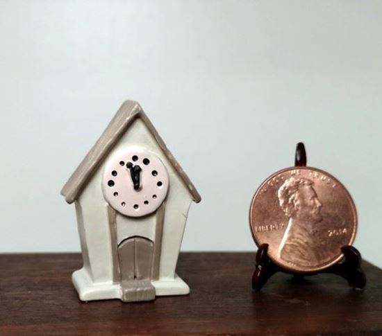 Picture of Dollhouse Miniature Resin Clock