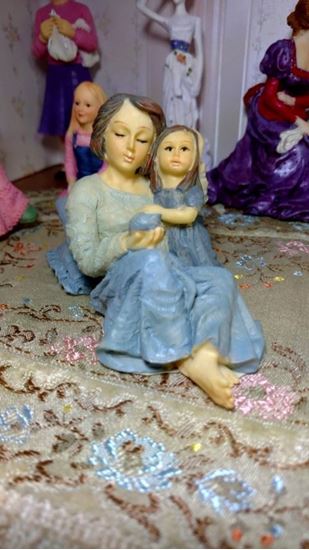Picture of Dollhouse Resin Mother Lying on Floor