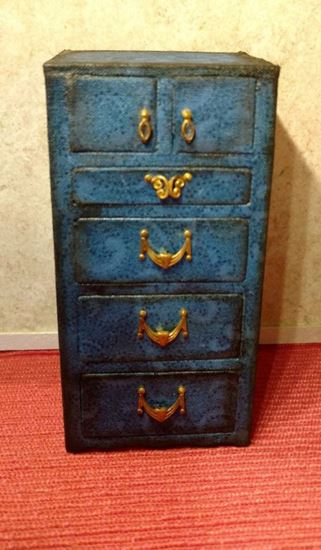Picture of Dina's Dollhouse Chest of Drawers