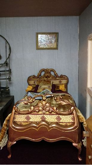 Picture of Dollhouse Single Bed
