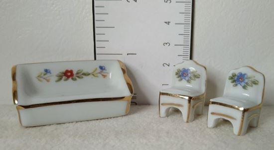 Picture of Limoges porcelain living room set 1:48 scale