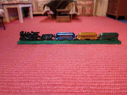 Picture of Miniature pewter train