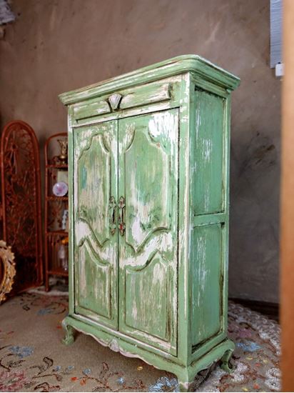 Picture of Dollhouse Shabby Chic Armoire