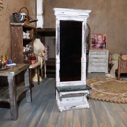 Picture of Dollhouse Mirrored Hall Table