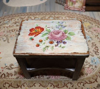 Picture of Dollhouse Kitchen Island Table