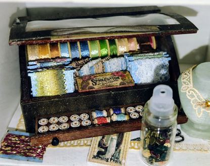 Picture of Vanity Items Display SL009-10