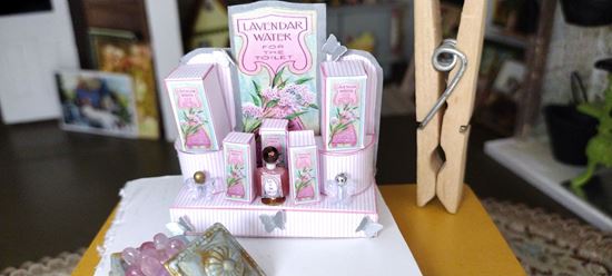 Picture of Vanity Items Display CL-014