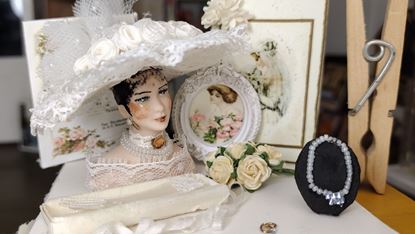 Picture of Vanity Items Display CL-021