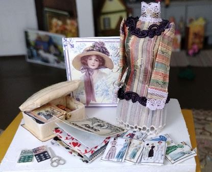 Picture of Vanity Items Display CL-023