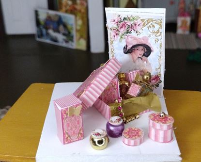 Picture of Vanity Items Display CL-028